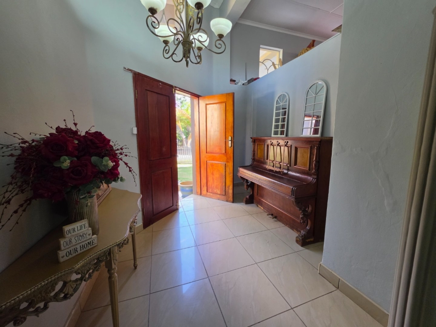 4 Bedroom Property for Sale in Wilkoppies North West